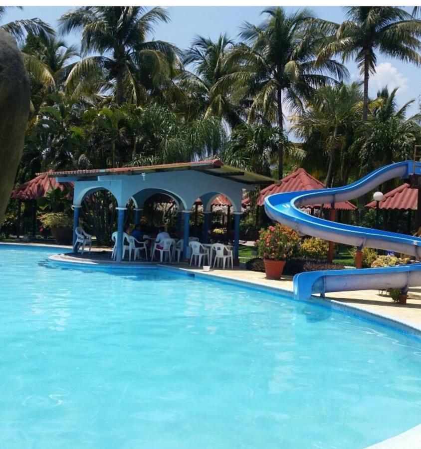 Hotel Santa Cruz Zapaca Esterno foto